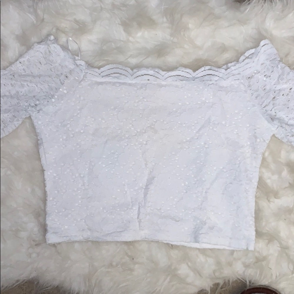 Hollister Off-Shoulder Lace Crop Top